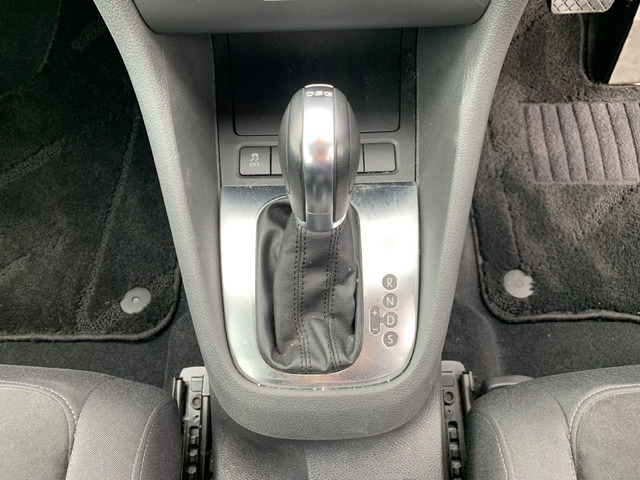 Used Volkswagen Golf 2012 for sale - 76277124: Photo 12