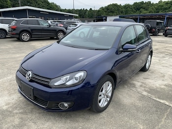 Volkswagen - Golf