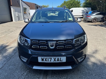 Used Dacia Sandero Stepway 2017 for sale - 75462038: Photo
