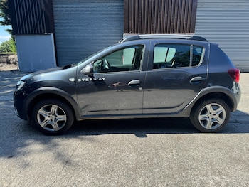 Used Dacia Sandero Stepway 2017 for sale - 75462038: Photo