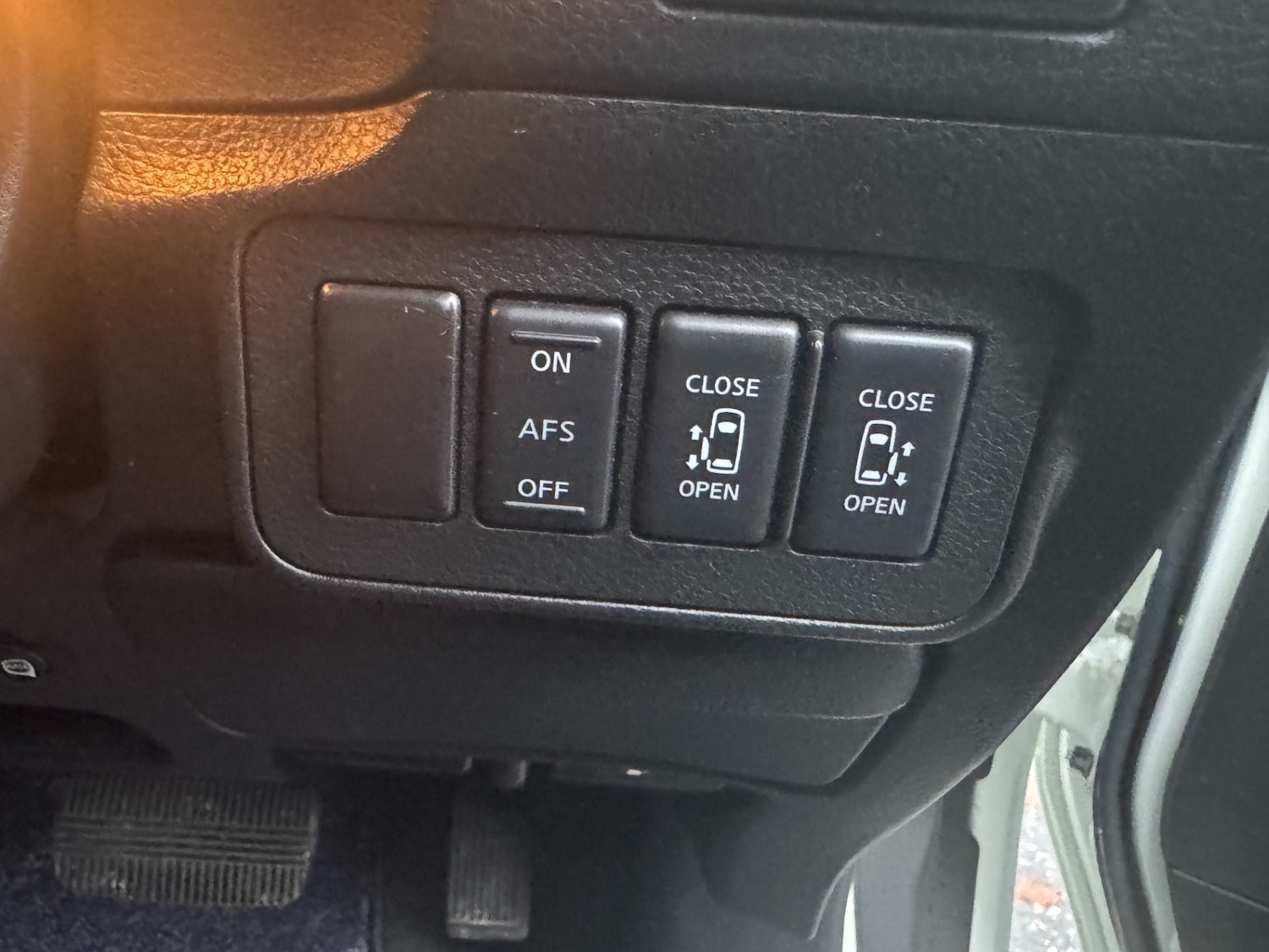 Used Nissan Elgrand for sale - 75918808: Photo 15