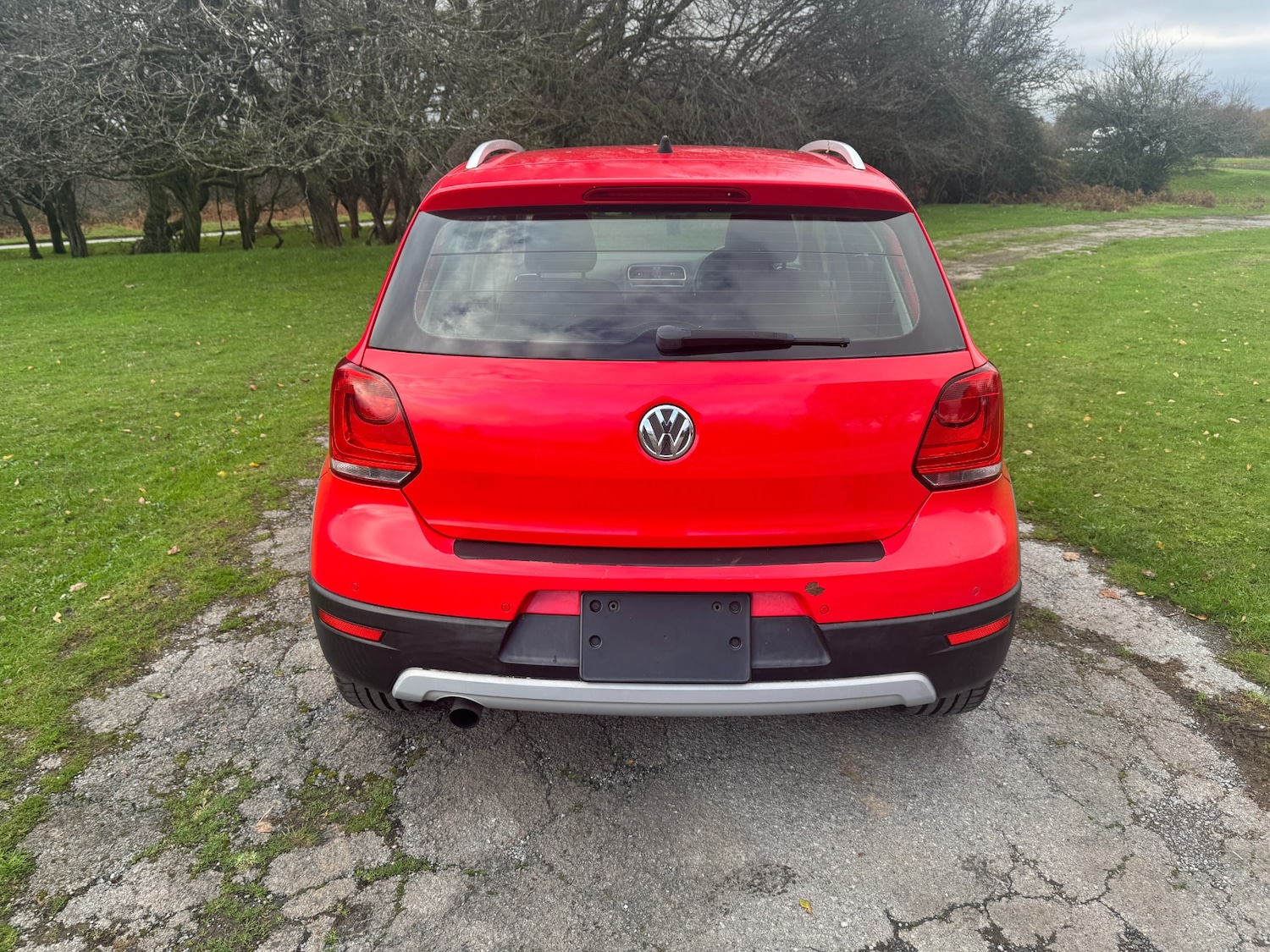 Used Volkswagen Polo 2012 for sale - 76663821: Photo 7