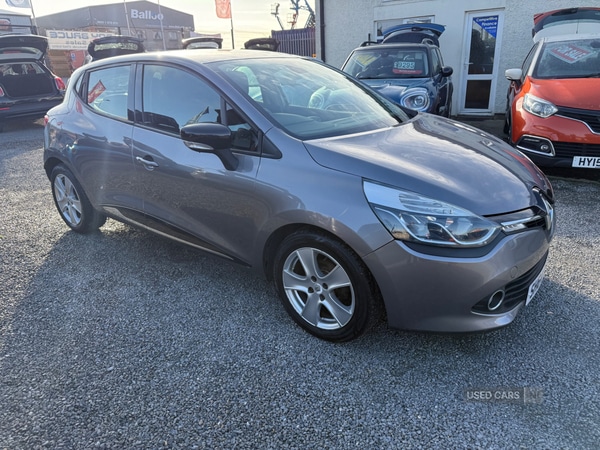 Used Renault Clio 2014 for sale - 76389539: Photo 2