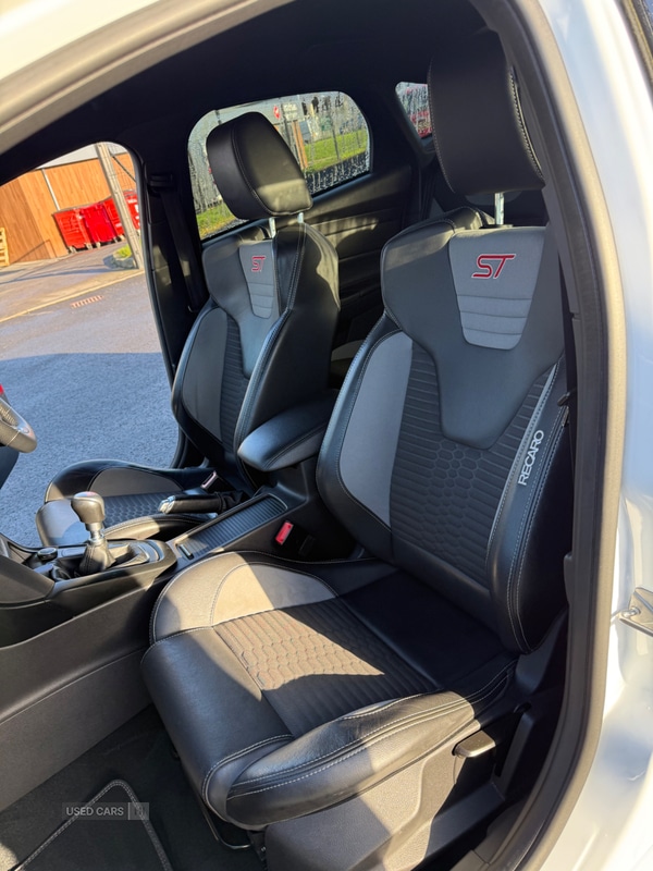 Used Ford Focus 2018 for sale - 77575684: Photo 13