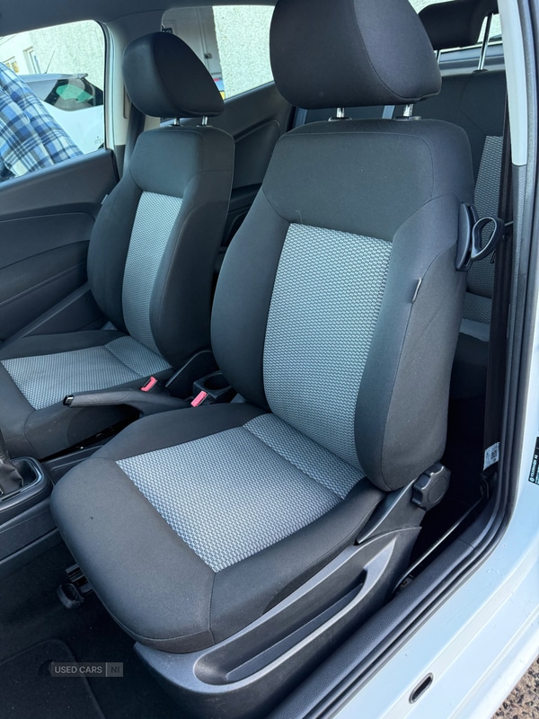 Used Volkswagen Polo 2011 for sale - 76927233: Photo 11