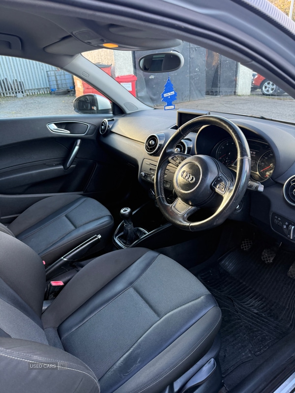 Used Audi A1 2011 for sale - 76399782: Photo 10