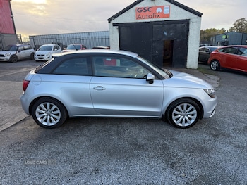 Used Audi A1 2011 for sale - 76399782: Photo