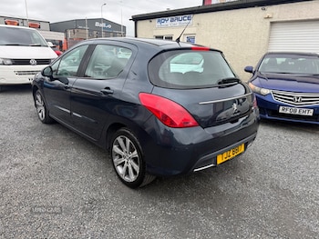 Used Peugeot 308 2012 for sale - 77599421: Photo