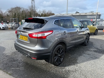 Used Nissan Qashqai 2016 for sale - 77884069: Photo