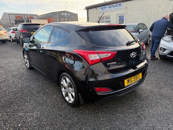 Used Hyundai i30 2013 for sale - 77050439: Photo
