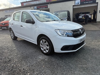 Used Dacia Sandero 2018 for sale - 76073256: Photo
