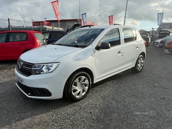 Used Dacia Sandero 2018 for sale - 76073256: Photo