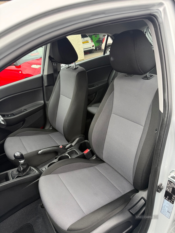 Used Hyundai i20 2017 for sale - 77825499: Photo 11