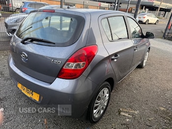Used Hyundai i20 2010 for sale - 77575702: Photo