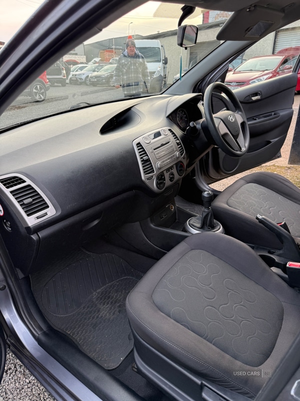 Used Hyundai i20 2010 for sale - 77575702: Photo 9