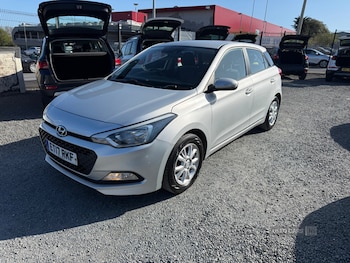 Used Hyundai i20 2017 for sale - 78276825: Photo