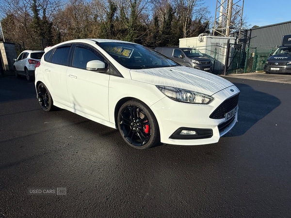 Used Ford Focus 2018 for sale - 76850889: Photo 1