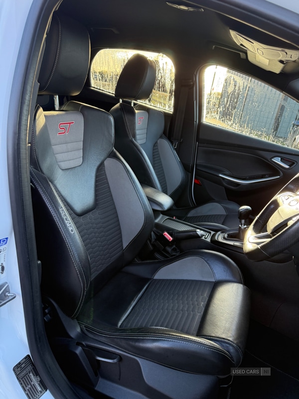 Used Ford Focus 2018 for sale - 76850889: Photo 9