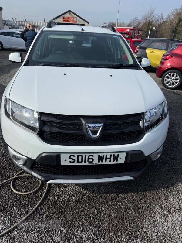 Used Dacia Sandero Stepway 2016 for sale - 77971076: Photo 3