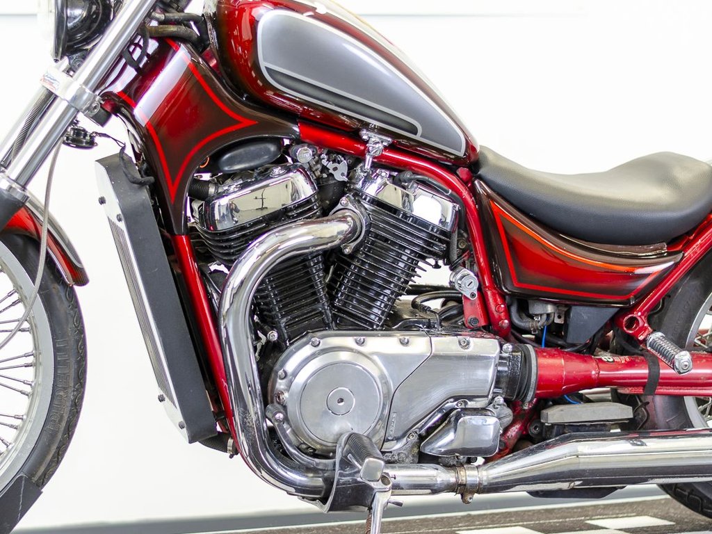 Suzuki INTRUDER