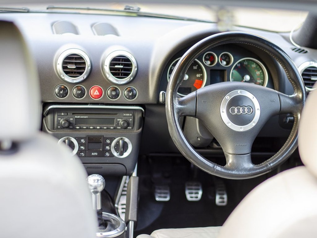 Used Audi TT 2004 for sale - 77558062: Photo 10