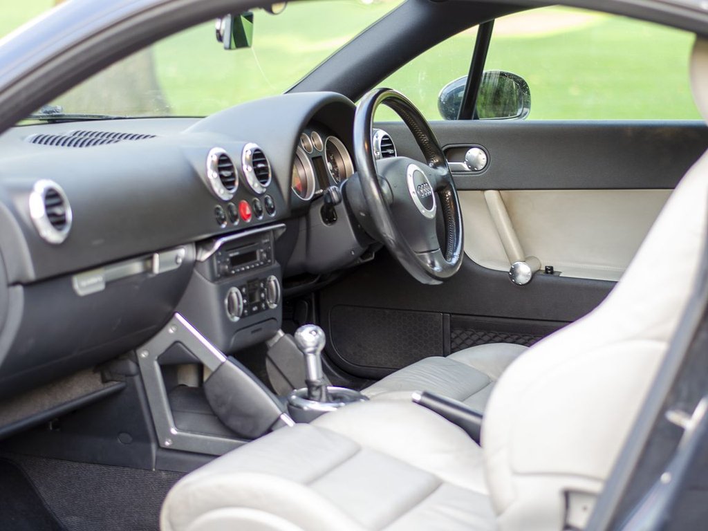 Used Audi TT 2004 for sale - 77558062: Photo 11