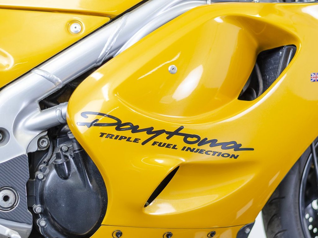 Triumph T 595 DAYTONA