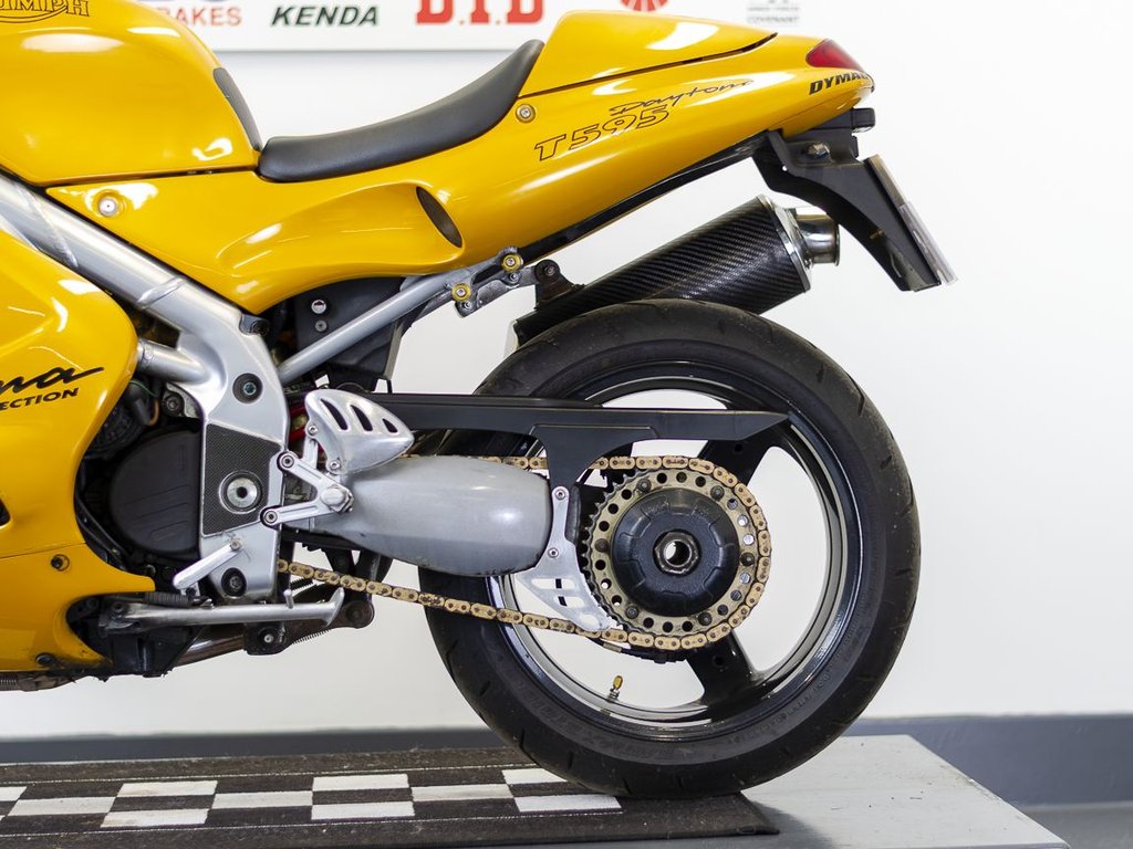 Triumph T 595 DAYTONA