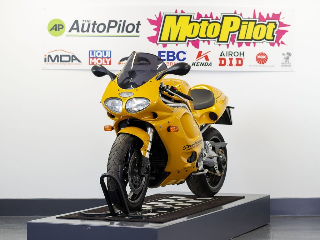 Triumph T 595 DAYTONA