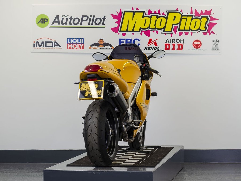 Triumph T 595 DAYTONA