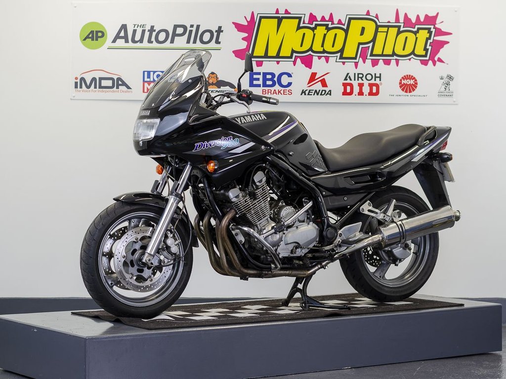 Yamaha XJ