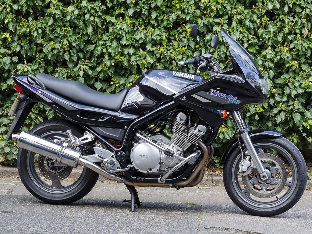 Yamaha XJ