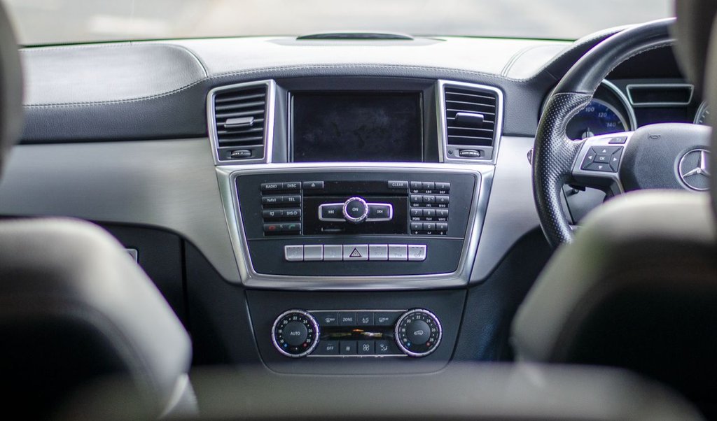 Used Mercedes-Benz GL Class 2014 for sale - 77558058: Photo 11