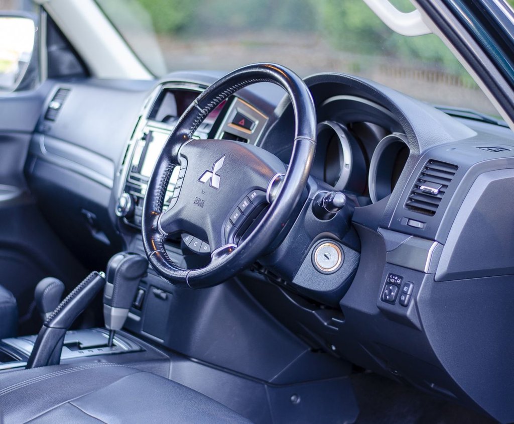 Used Mitsubishi Shogun 2017 for sale - 77558054: Photo 10