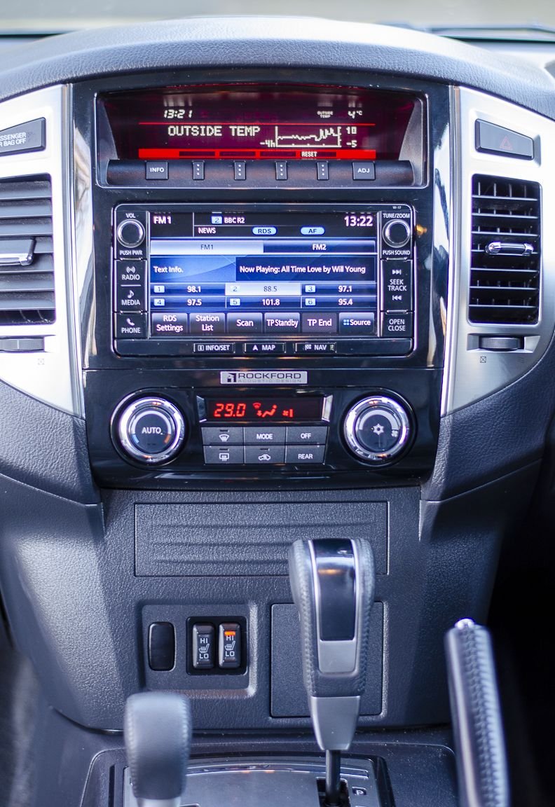 Used Mitsubishi Shogun 2017 for sale - 77558054: Photo 13