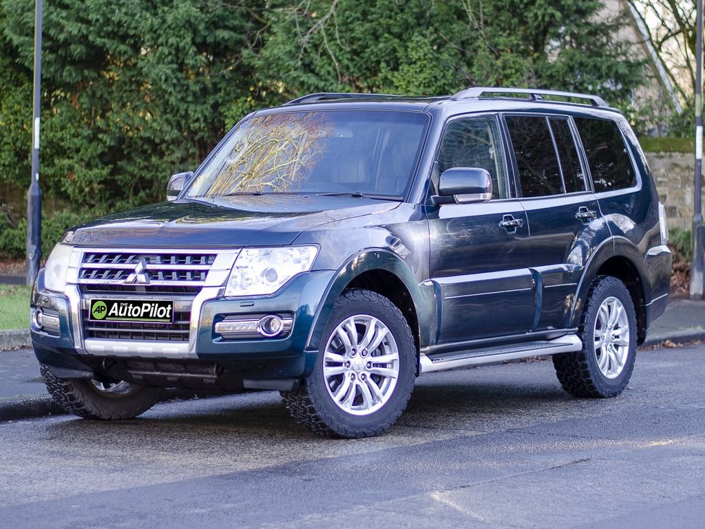 Used Mitsubishi Shogun 2017 for sale - 77558054: Photo 2