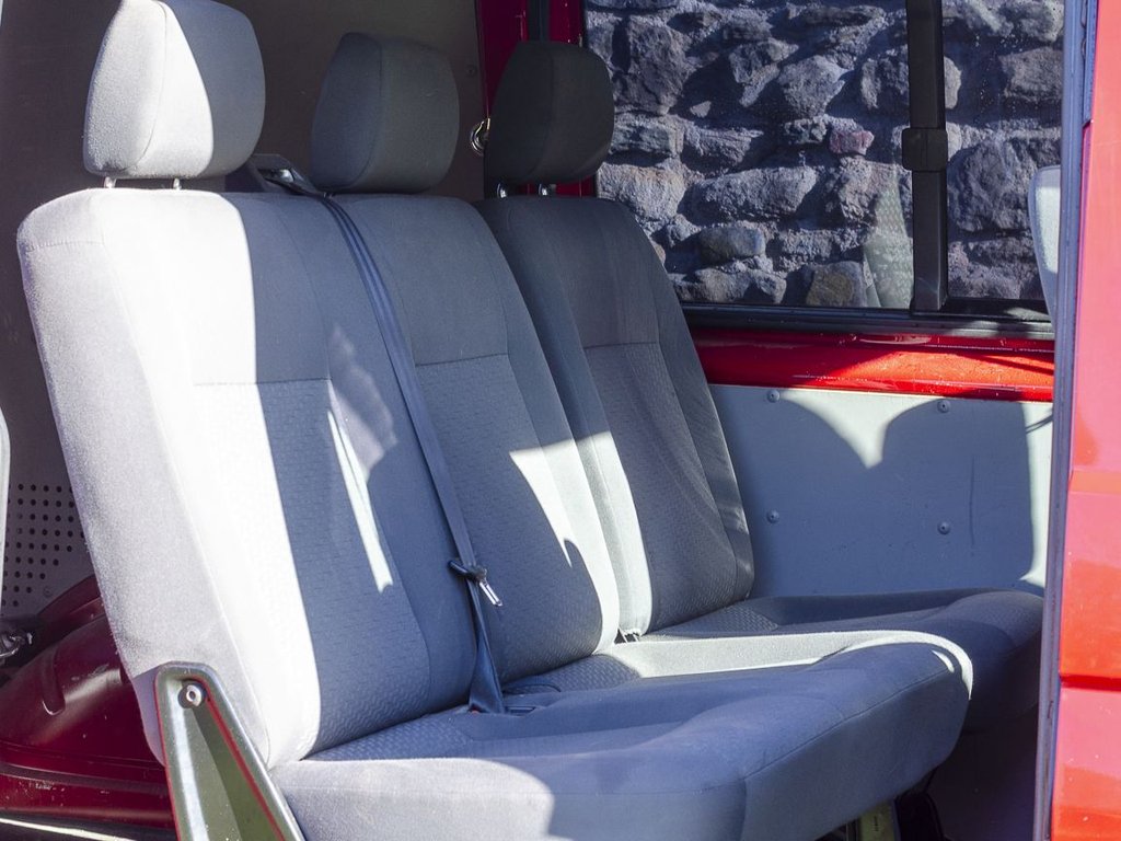 Used Volkswagen Transporter 2012 for sale - 78128906: Photo 16