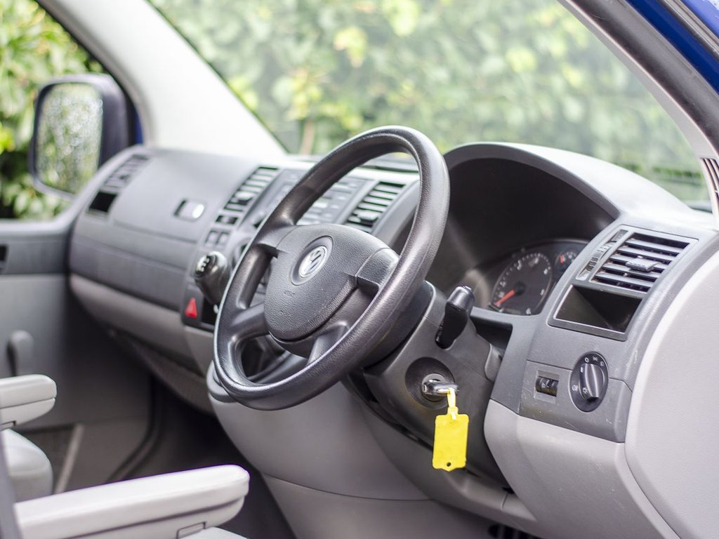 Used Volkswagen Transporter 2009 for sale - 77583705: Photo 13