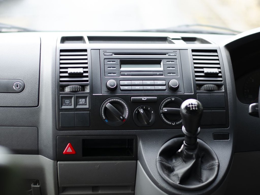 Used Volkswagen Transporter 2009 for sale - 77583705: Photo 27