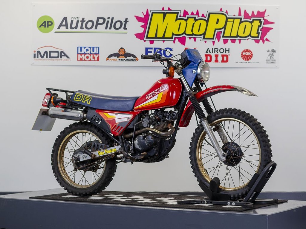 Suzuki DR125
