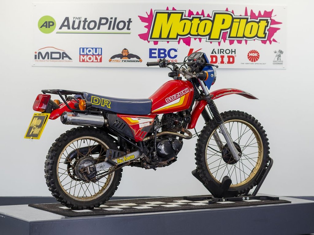 Suzuki DR125