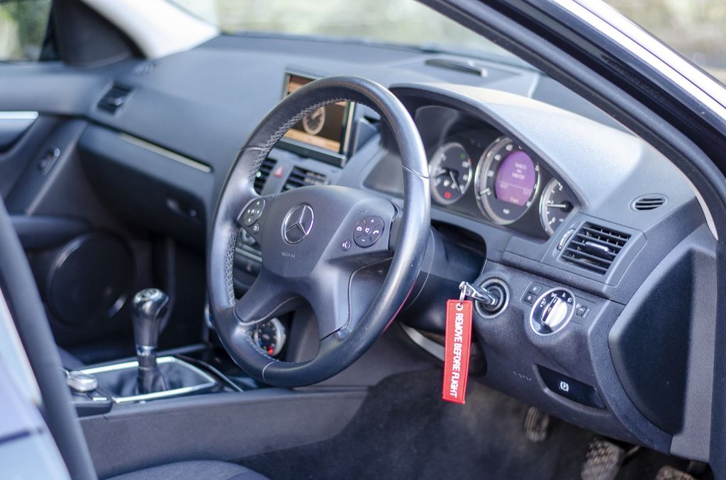 Used Mercedes-Benz C Class 2010 for sale - 77534479: Photo 6