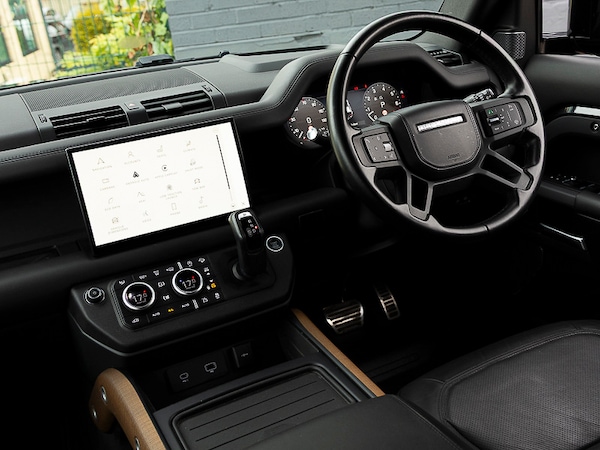 Used Land Rover Defender 2022 for sale - 76108217: Photo 13