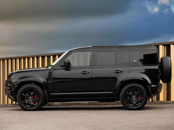 Used Land Rover Defender 2022 for sale - 76108217: Photo 4
