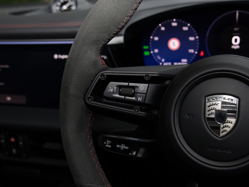 Used Porsche Macan 2025 for sale - 77540325: Photo 15