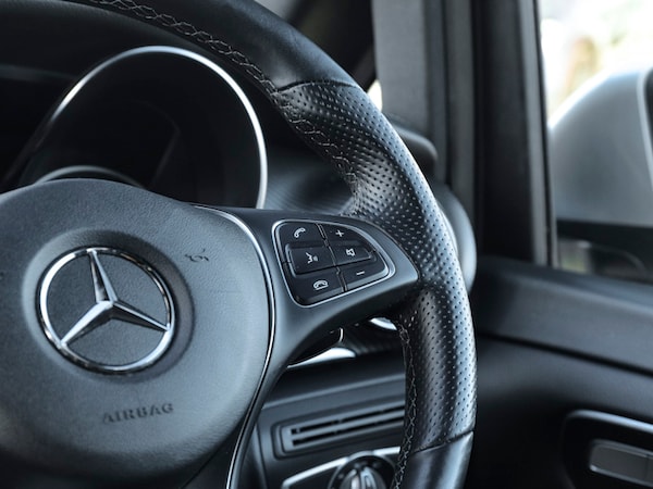 Used Mercedes-Benz V-Class 2023 for sale - 75710661: Photo 14