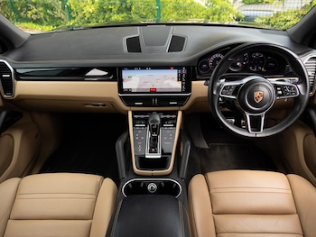 Used Porsche Cayenne 2018 for sale - 78527163: Photo