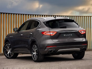 Used Maserati Levante 2017 for sale - 77795355: Photo