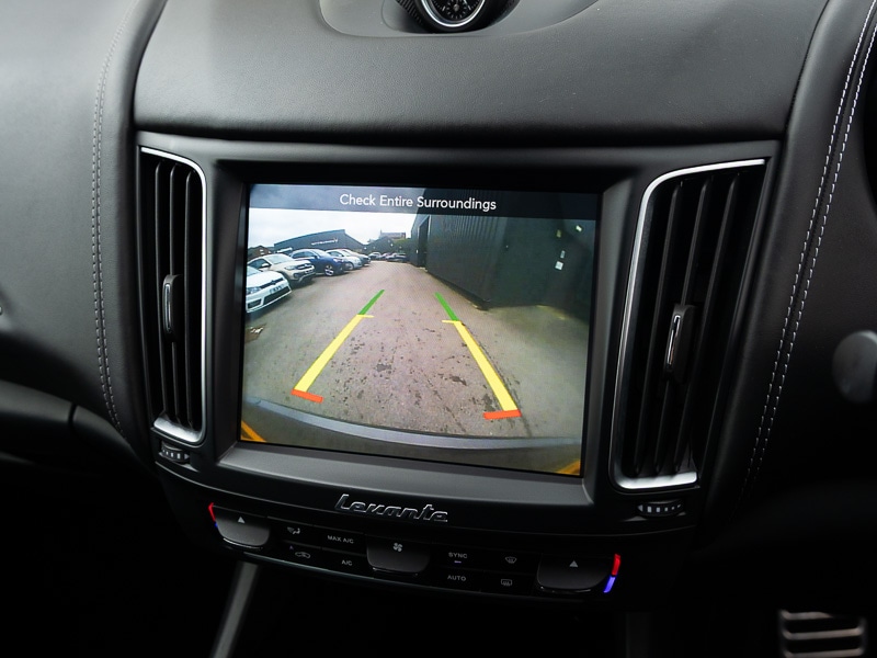 Used Maserati Levante 2017 for sale - 77795355: Photo 9