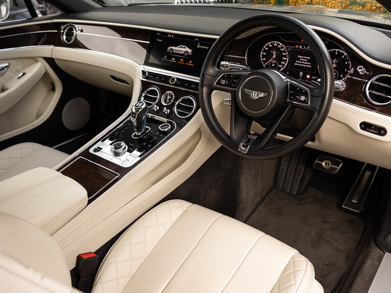 Used Bentley Continental 2018 for sale - 76058691: Photo 2